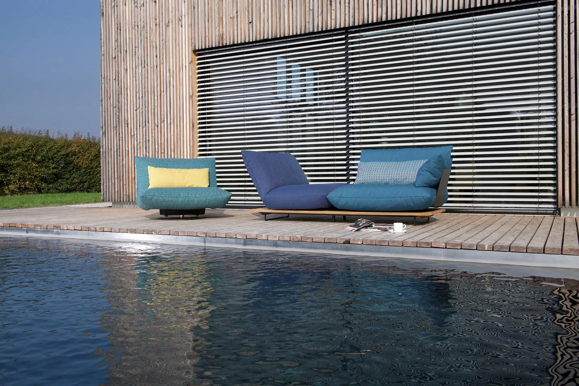 Couchzone-Produkte-sitzen-und-liegen-bullfrog-boogie3 Bullfrog Boogie Outdoor Outdoor-Sofa – Ansicht 1