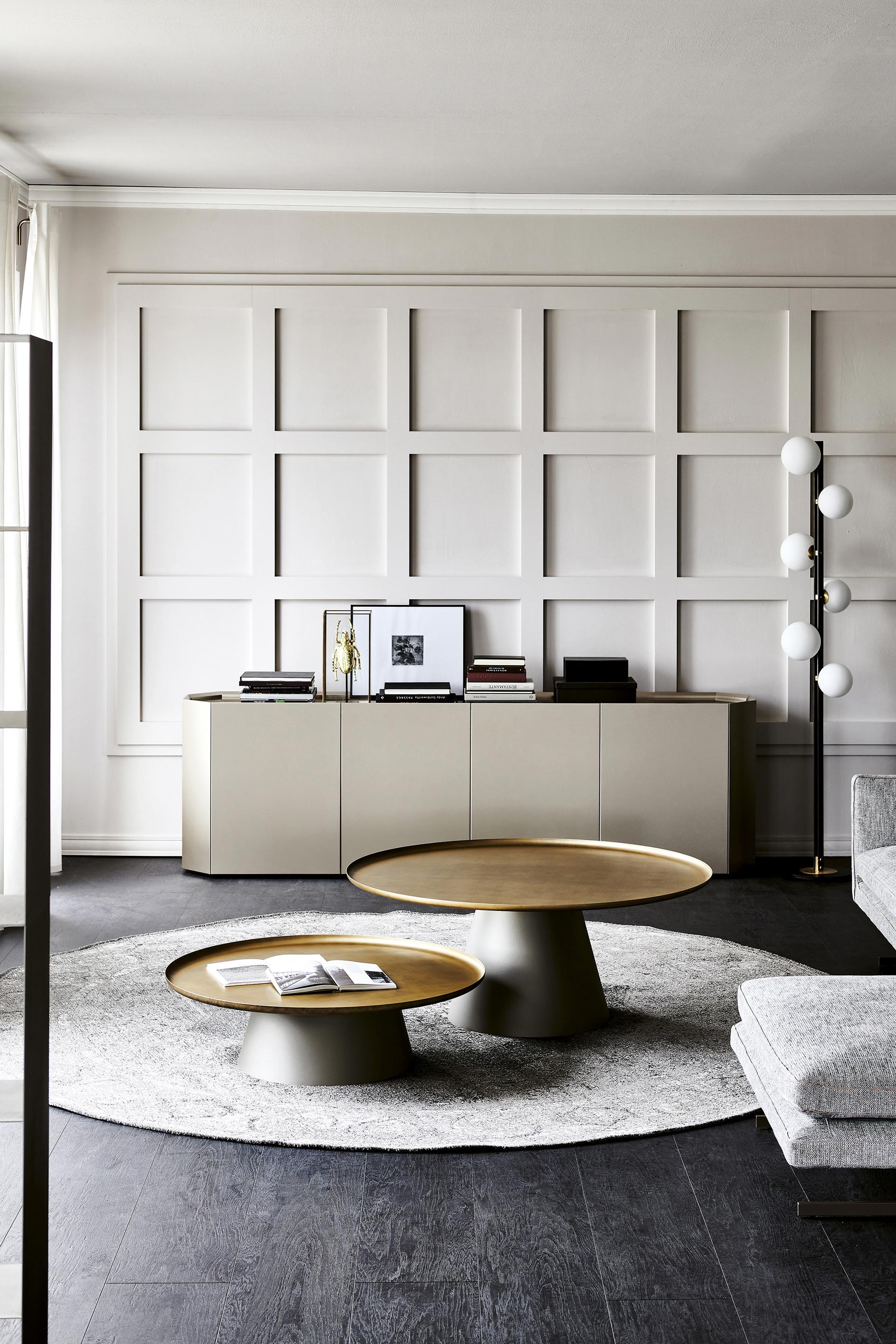 Couchzone-Produkte-wohnen-und-abschalten-Couchtisch-Cattelan-Italia-Amerigo1