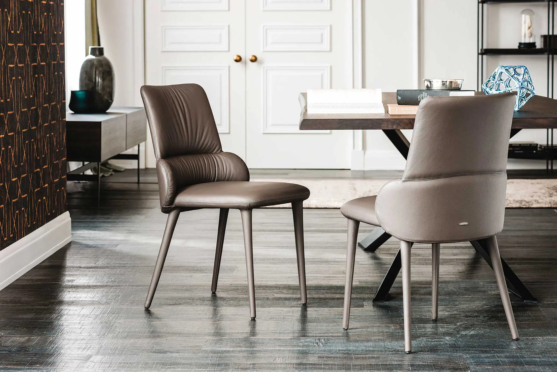 Couchzone-Produkte-essen-und-trinken-Esstisch-Cattelan-Italia-Spyder-Wood1 Cattelan Italia Spyder Wood Esstisch – Ansicht 4