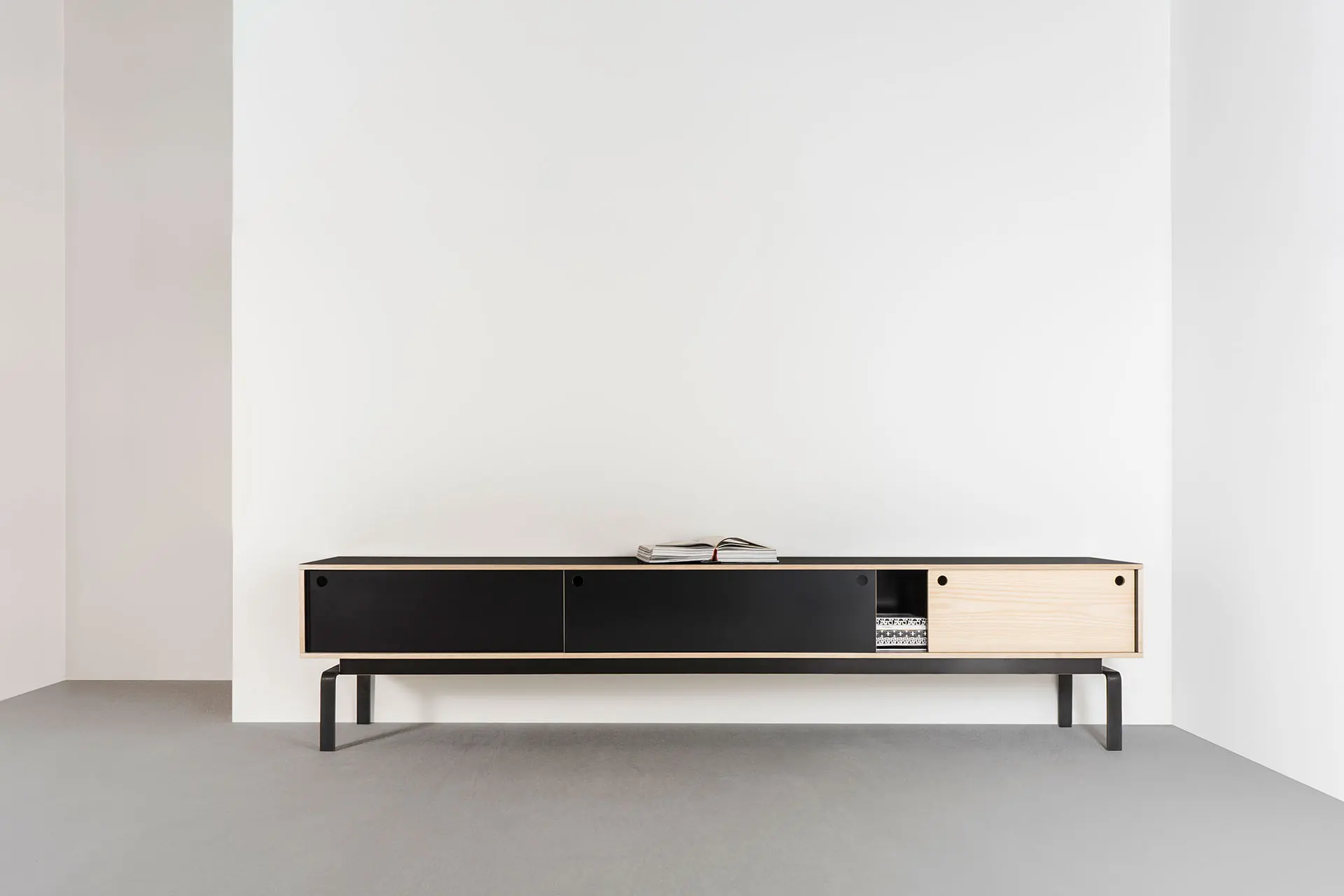 Couchzone-Produkte-wohnen-und-abschalten-Regale-Moormann-Egal13 Moormann Egal Regal – Ansicht 1