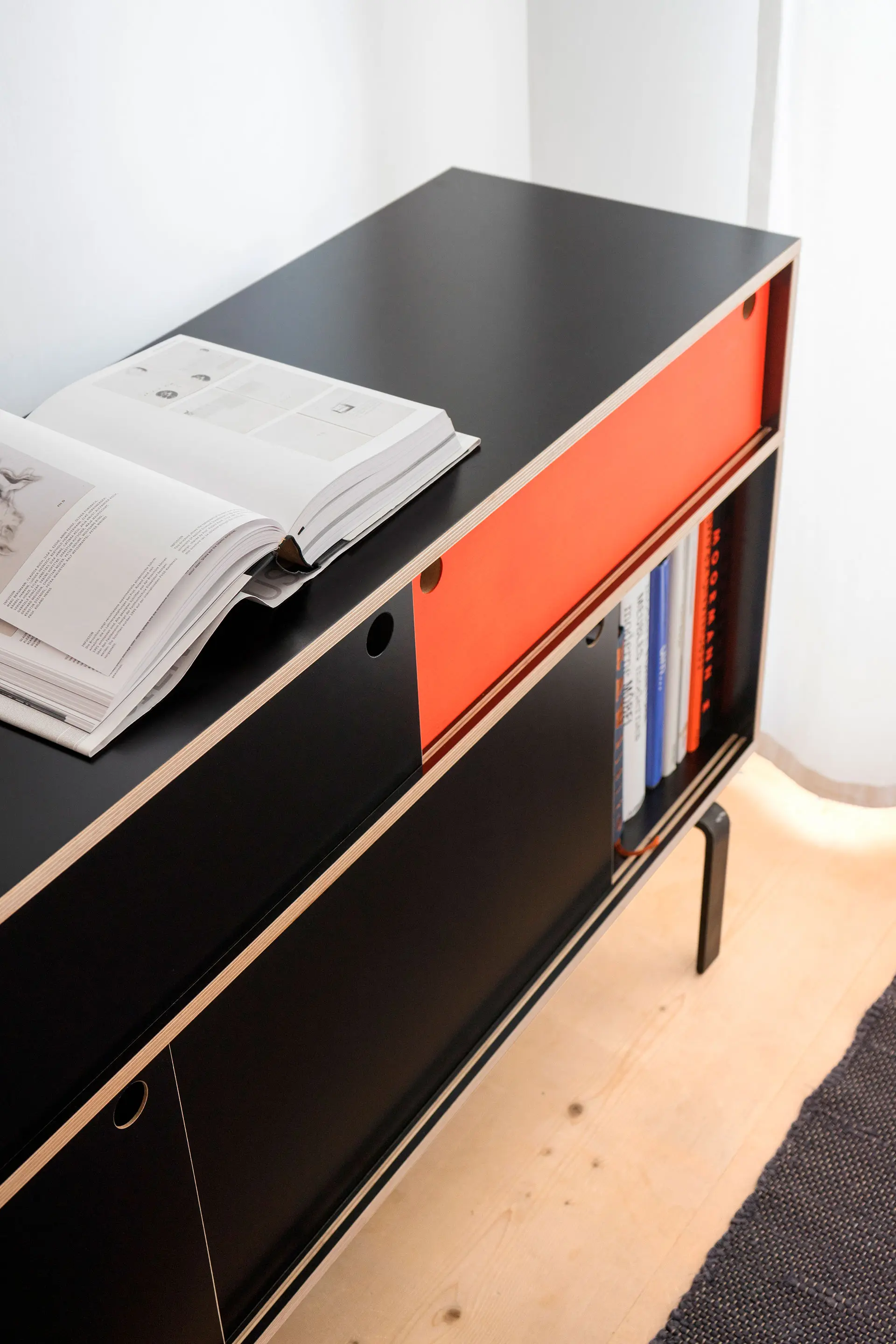 Couchzone-Produkte-wohnen-und-abschalten-Regale-Moormann-Egal18 Moormann Egal Regal – Ansicht 5
